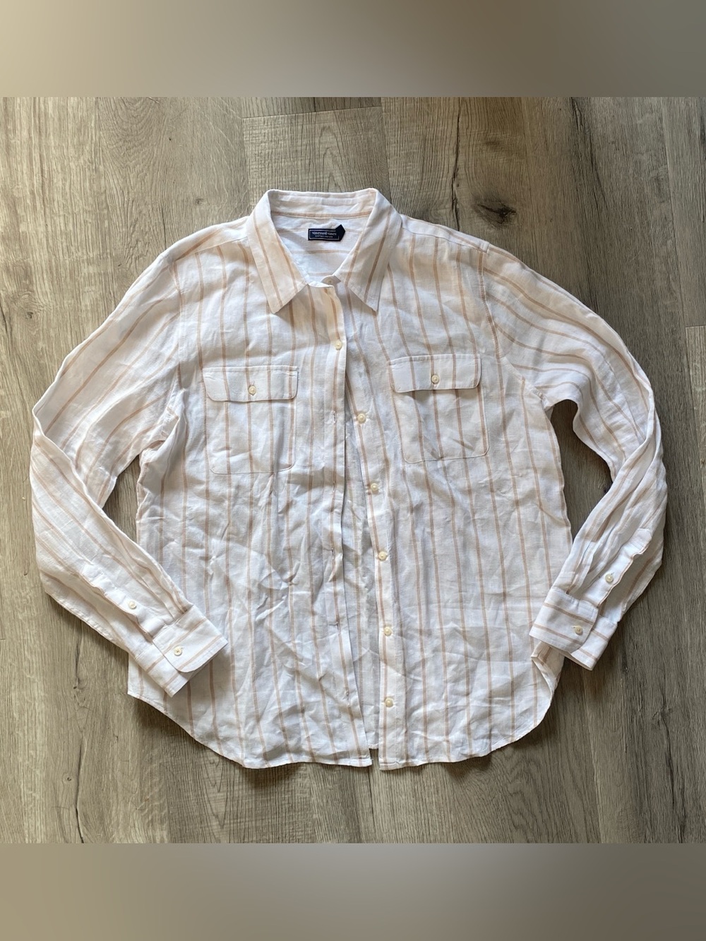 Cream and White Vinyard Vines Martha’s Vineyard Button Down Size Large